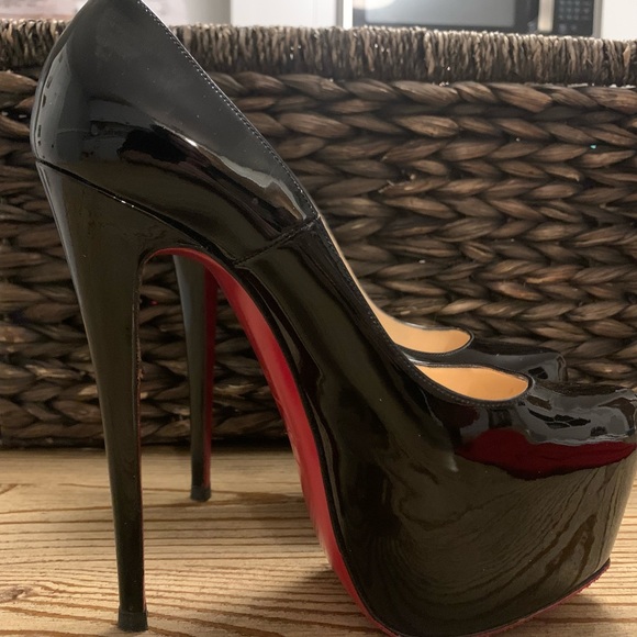 Christian Louboutin's Daffodile 160mm - Picture 10 of 12